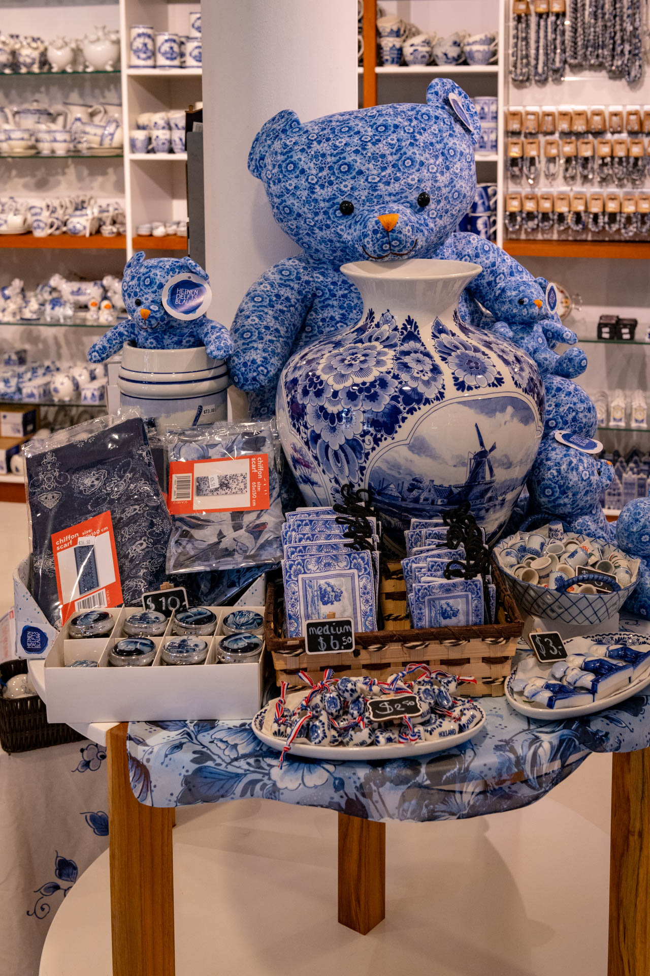 Delft Blue Shop in Otrobanda, Willemstad