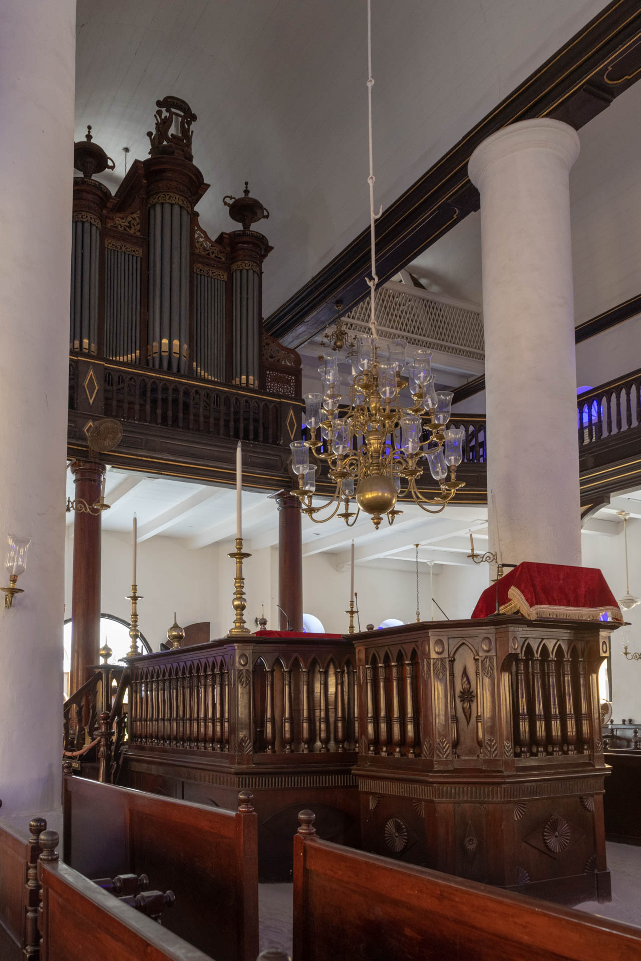 Mikvé-Israel-Emmanuel Synagogue - est 1732