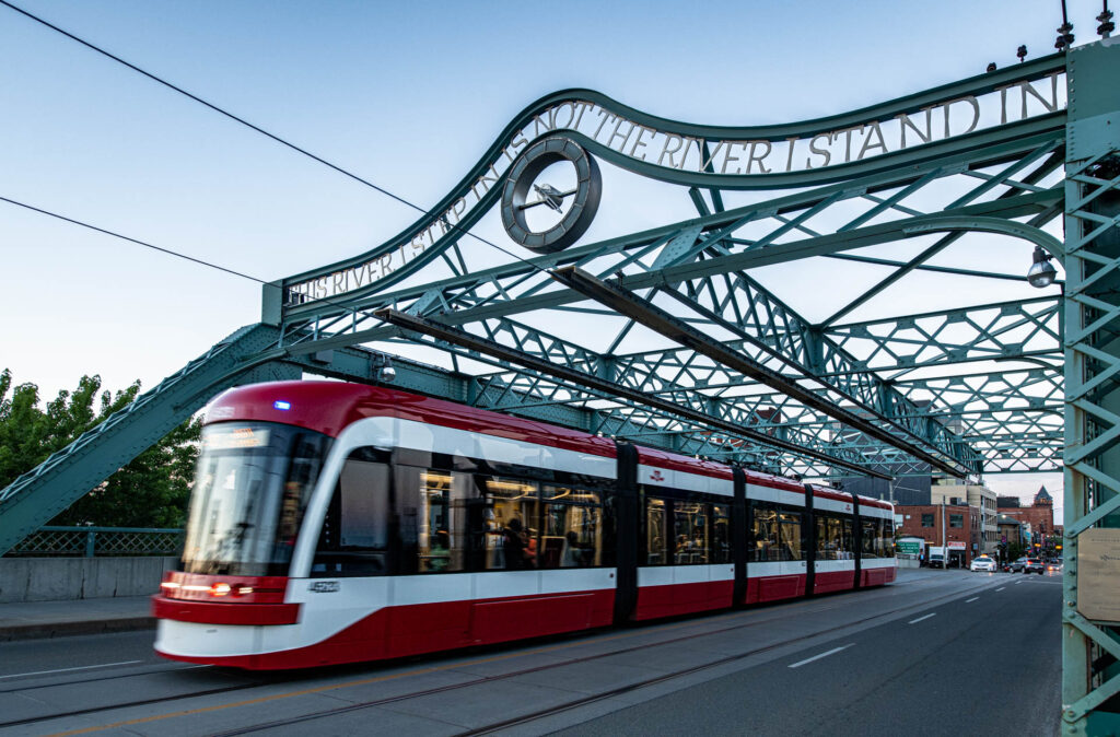 Queen 501 street car