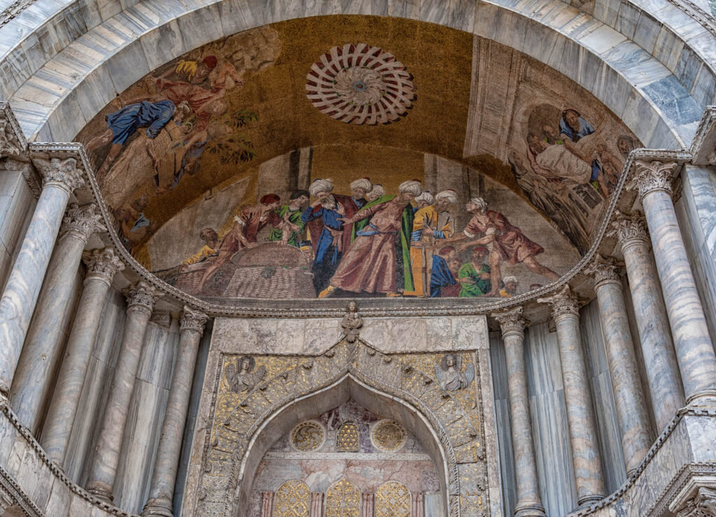 Basilica di San Marco, Venice, Italy | Focus On Mee | Robert Mee