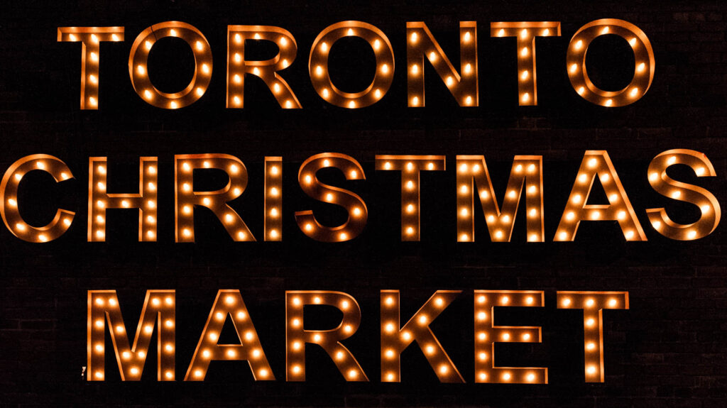 Christmas Market, Distillery District in Toronto | Focus On Mee | Robert Mee