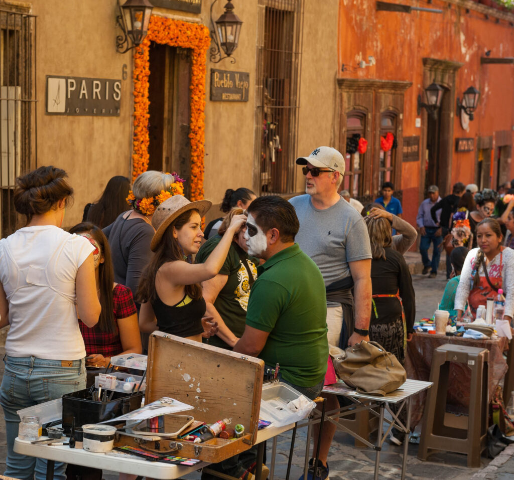 Dia de los Muertos celebration | Focus On Mee | Robert Mee