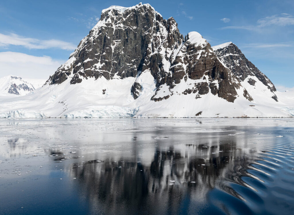 Enroute to the Lemaire Channel | Focus On Mee | Robert Mee