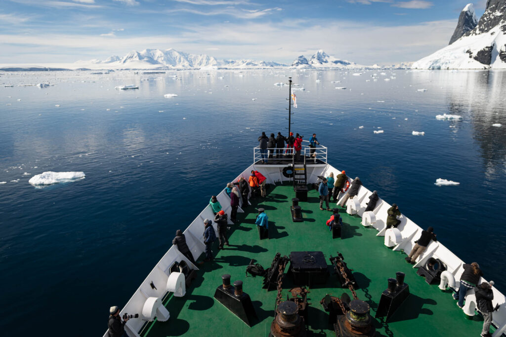 Enroute to the Lemaire Channel | Focus On Mee | Robert Mee