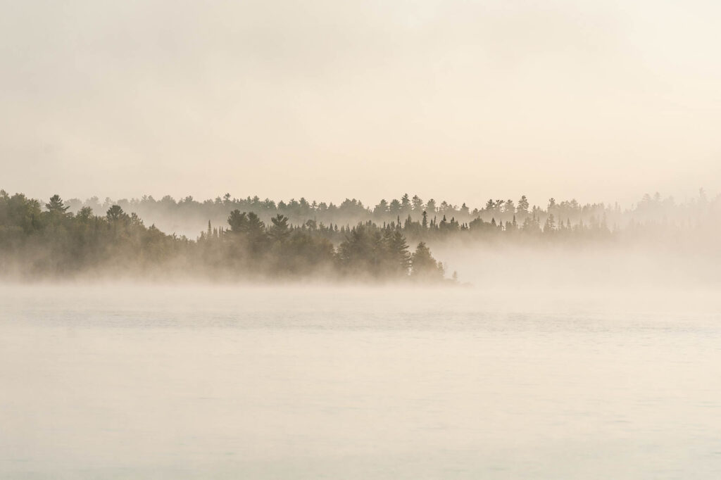 Morning mist on Diamond Lake | Focus On Mee | Robert Mee