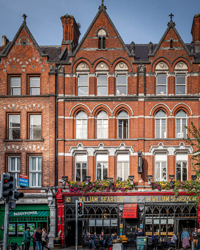 My local pub in Dublin! | Focus On Mee | Robert Mee