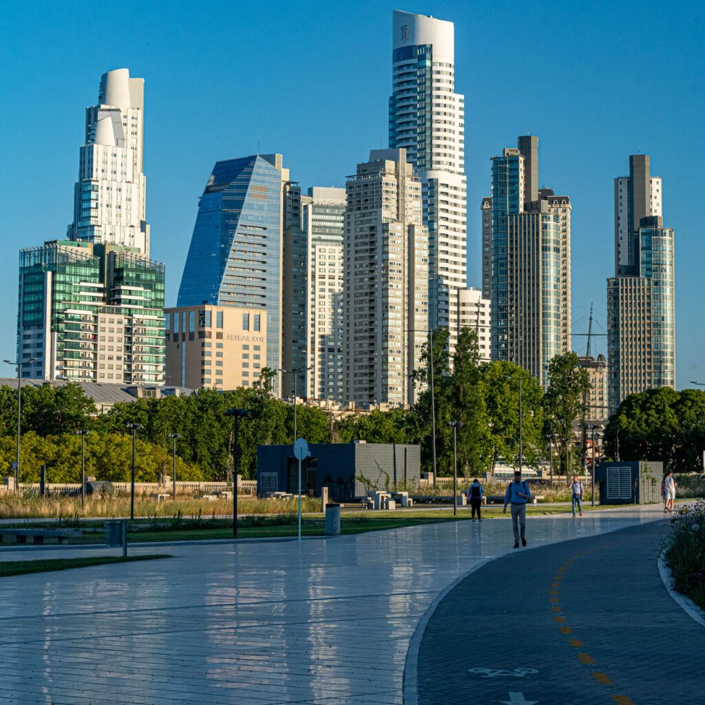 Puerto Madero | Focus On Mee | Robert Mee