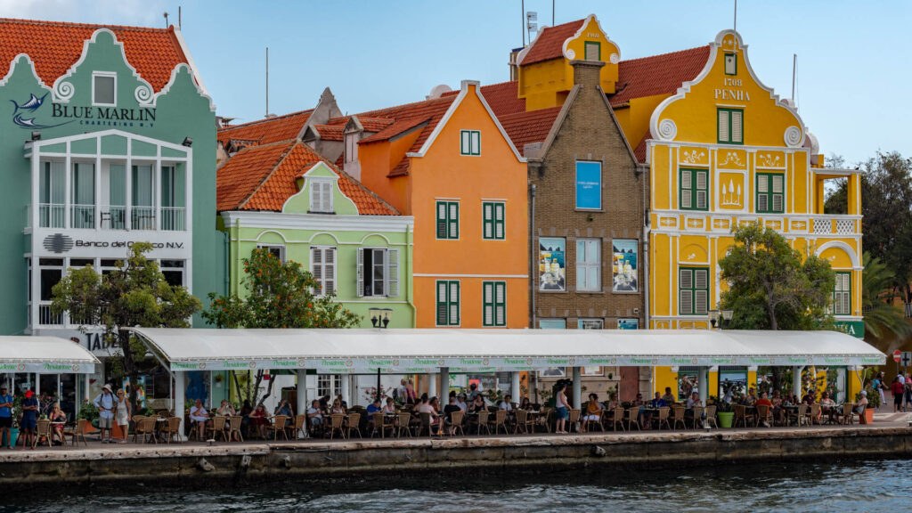 Punda waterfront - Curaçao | Focus On Mee | Robert Mee