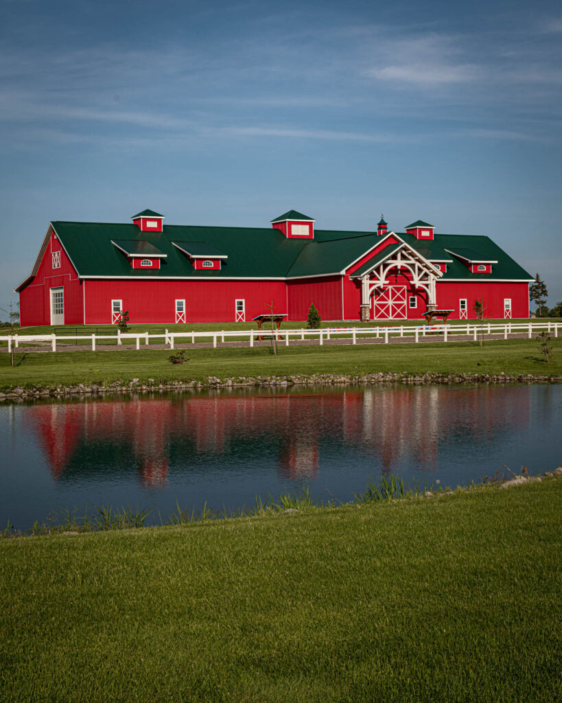 Red Barn in Verulam Township | Focus On Mee | Robert Mee