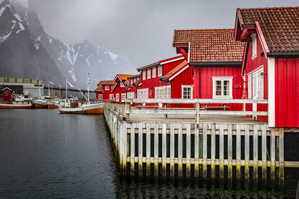 Rorbu (fishermen&#039;s cabins) | Focus On Mee | Robert Mee