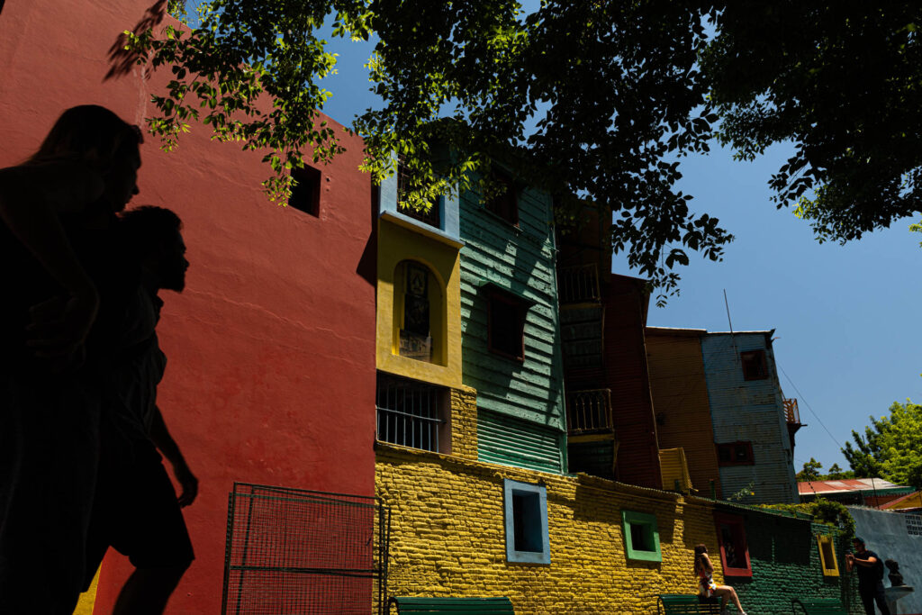 Shadows in Caminito - La Boca | Focus On Mee | Robert Mee