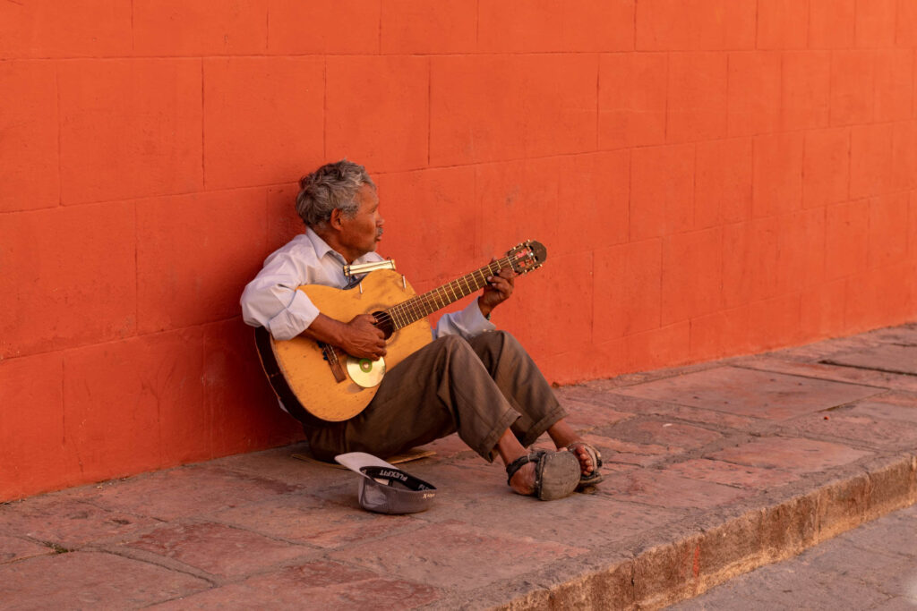 Street musician | Focus On Mee | Robert Mee