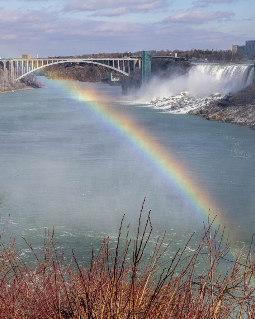 The Rainbow bridge over the Niagara River | Focus On Mee | Robert Mee