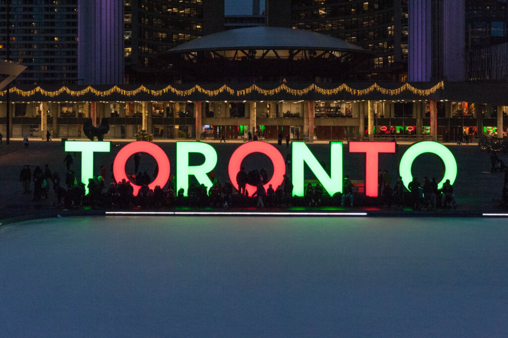 Toronto City Hall | Focus On Mee | Robert Mee