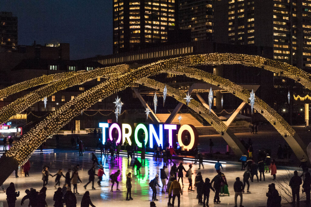 Toronto City Hall | Focus On Mee | Robert Mee