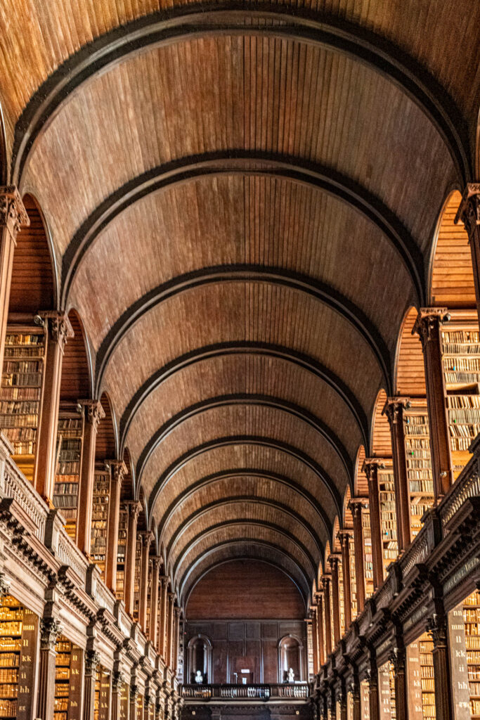 The Long Room - Trinity College Dublin Library The Long Room - Trinity College Dublin Library | Focus On Mee | Robert Mee