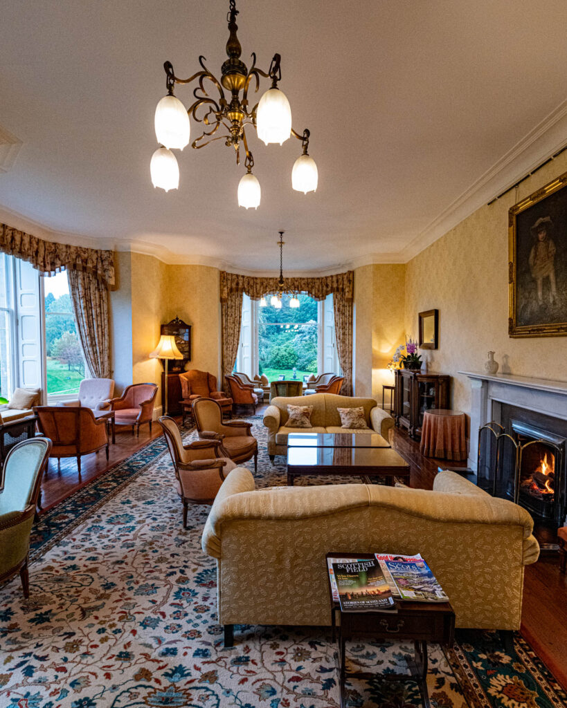 Glengarry Castle Hotel